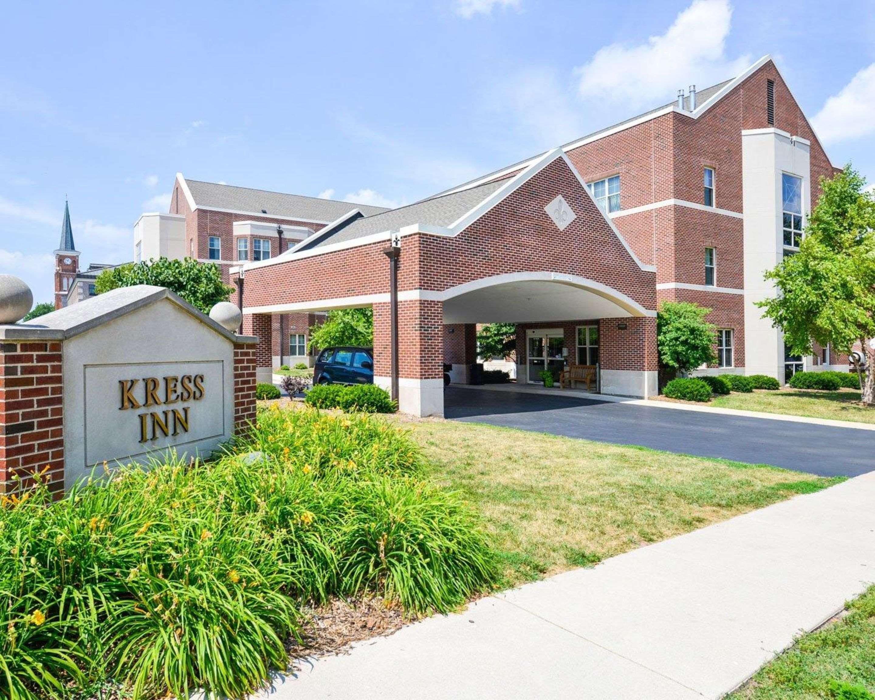Kress Inn, Ascend Hotel Collection De Pere Exteriér fotografie
